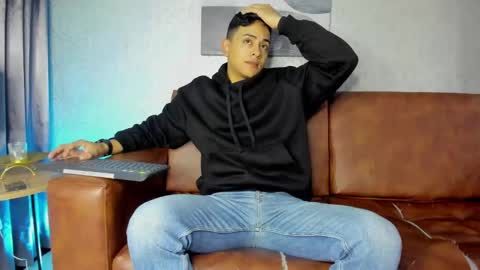 Leo online show from January 29, 11:20 am