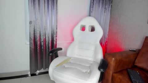 Leo online show from September 16, 1:23 pm