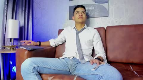 Leo online show from January 25, 11:02 am