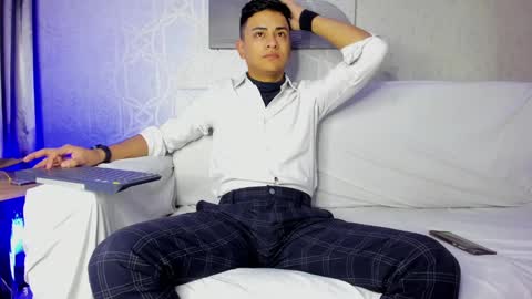 Leo online show from January 26, 11:50 am