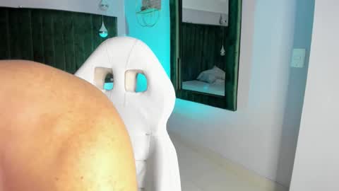 Leo online show from September 20, 11:32 am