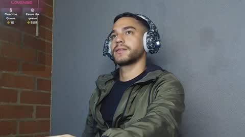 lucky_blessed online show from March 31, 9:44 am