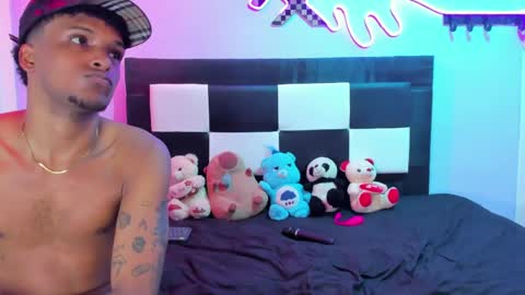 Stven  online show from May 19, 1:39 pm