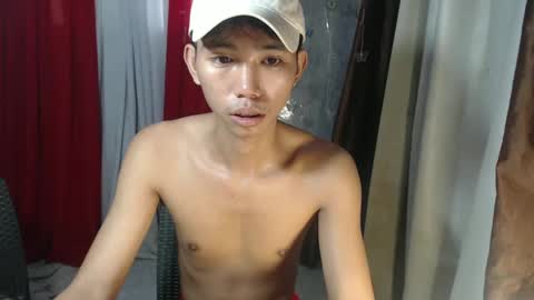 lui_the_fucker online show from February 24, 5:11 am