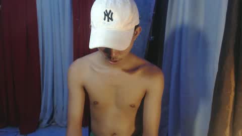 lui_the_fucker online show from March 8, 10:50 am