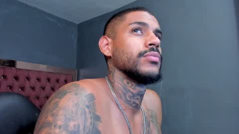 Luigi Vitale online show from January 30, 3:00 am