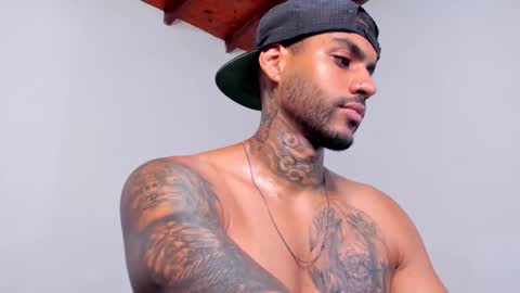 Luigi Vitale online show from September 15, 3:30 am