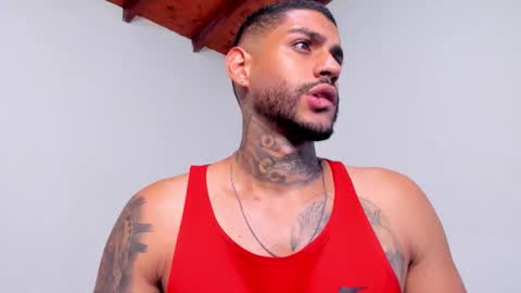 Luigi Vitale online show from September 21, 3:50 am