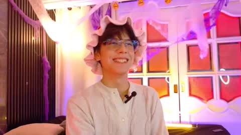 luixdust1 online show from October 20, 6:28 am