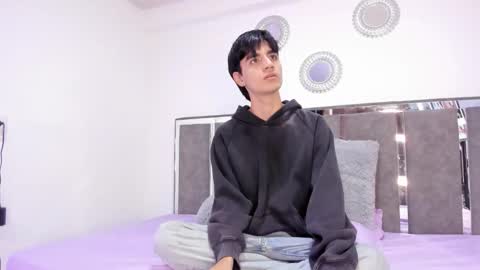 lukas online show from October 23, 11:35 am