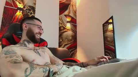 LUKE online show from October 9, 1:49 pm