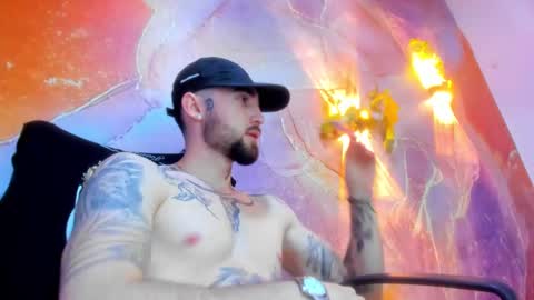 LUKE online show from February 5, 1:22 pm