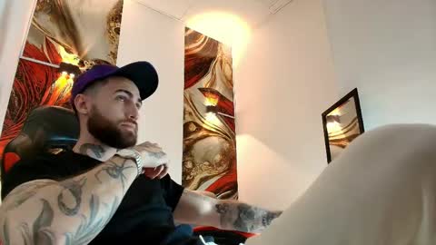 LUKE online show from April 23, 1:13 pm