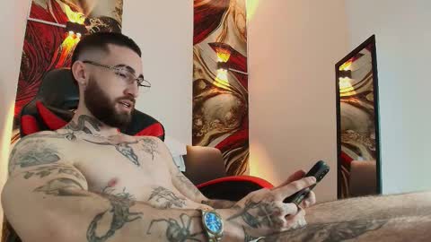 LUKE online show from October 10, 2:00 pm