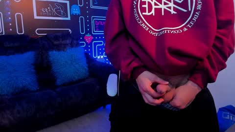 Luke online show from December 3, 8:28 pm