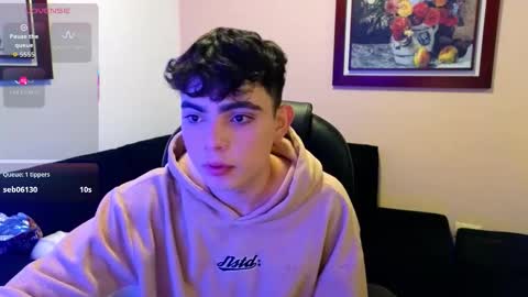 lukeboyce online show from October 25, 3:08 am