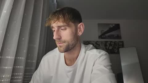 MR. Luke Gunn online show from February 4, 12:38 am