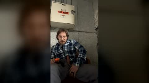 lukekibbe27 online show from January 11, 12:15 am