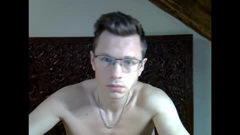 Andrew independent model 2000-0000 CET daily online show from February 20, 8:54 pm