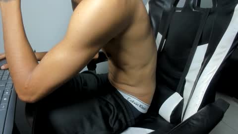 lunay_bigcock420 online show from February 5, 11:50 am