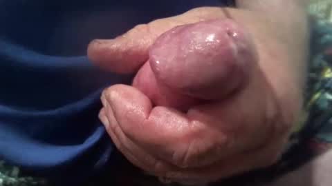 Snapshot of lustybloke44 chatting on December 19, 12:12 pm lustybloke44 online show from December 19, 12:12 pm