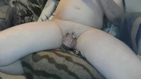 slut slave lol online show from January 10, 11:31 pm