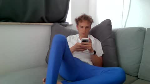 lzpboy online show from June 3, 12:29 pm