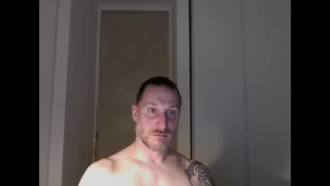 m4rduk online show from February 19, 8:27 pm