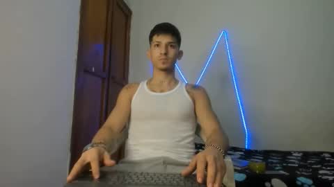 itgram pezlo josue online show from February 1, 10:08 pm
