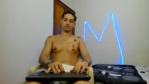 itgram pezlo josue online show from November 22, 9:14 pm