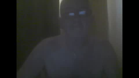 macbewdekan25 online show from April 26, 8:01 am