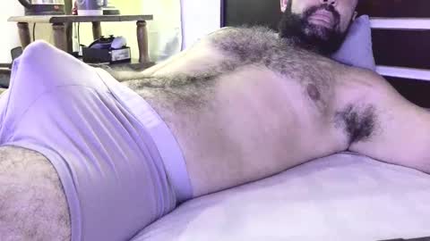 machoathome online show from March 5, 10:55 pm