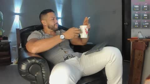 Javier papichulo master how do you want online show from January 1, 12:44 pm