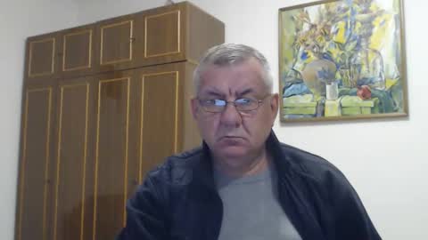 Snapshot of machomale3 chatting on October 22, 6:21 pm Macho online show from October 22, 6:21 pm