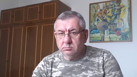 Macho online show from April 17, 12:08 pm