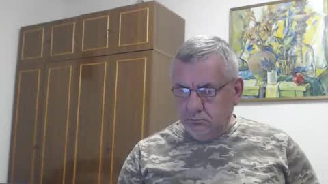 Macho online show from April 18, 9:04 pm