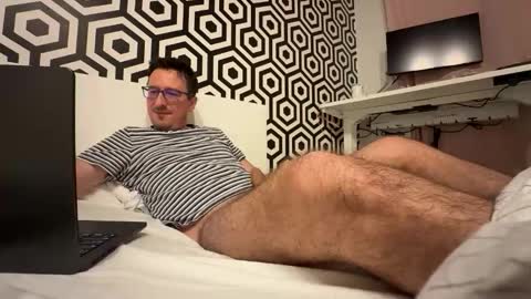 maciekt999 online show from December 3, 6:47 pm