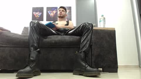 instagram mackdanielsx online show from April 20, 9:50 pm