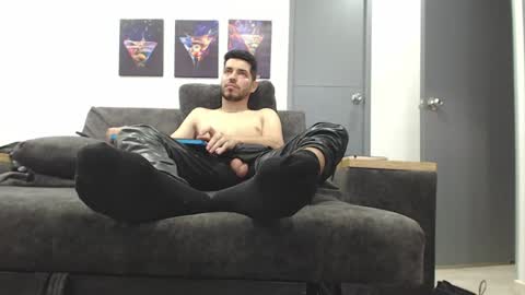 instagram mackdanielsx online show from April 1, 10:07 pm