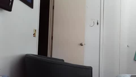 mackdocc001 online show from November 24, 3:24 pm