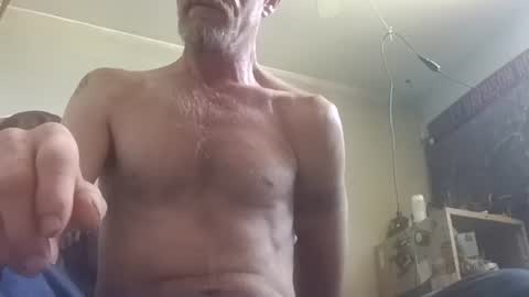 mackdog1369 online show from July 1, 6:19 pm