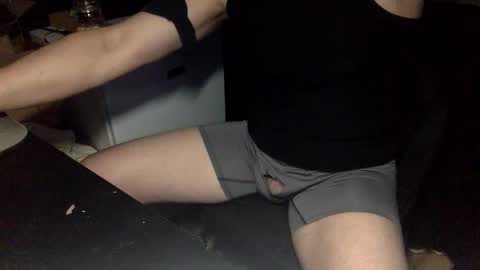 MacLowe online show from November 19, 7:19 am