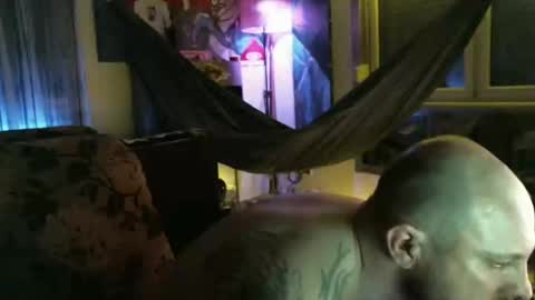 Manuel online show from March 1, 6:00 pm