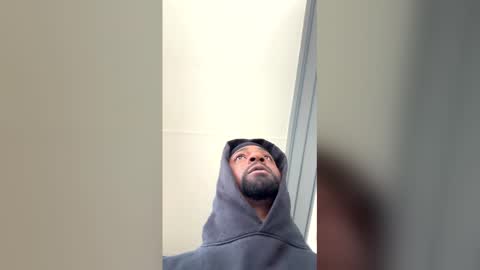 madehersquirt2 online show from December 4, 8:27 pm