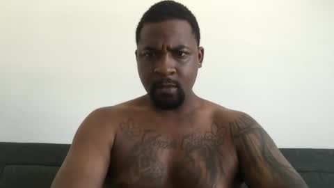 madehersquirt2 online show from October 20, 4:55 pm