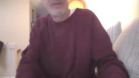 madryan77 online show from February 8, 10:14 pm