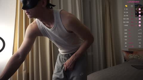 Mike XMaestro 3369 online show from December 28, 4:09 pm