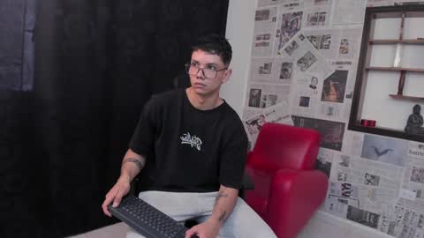 Damian Rivers online show from February 3, 7:52 pm