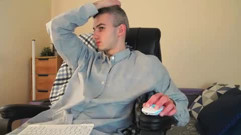 magic_storms online show from April 11, 10:30 am