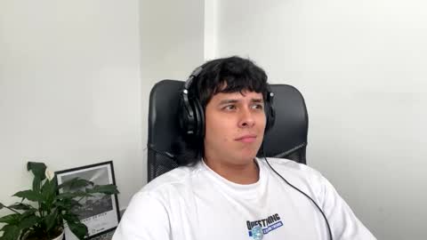 Tony Hoffa online show from April 5, 7:32 pm